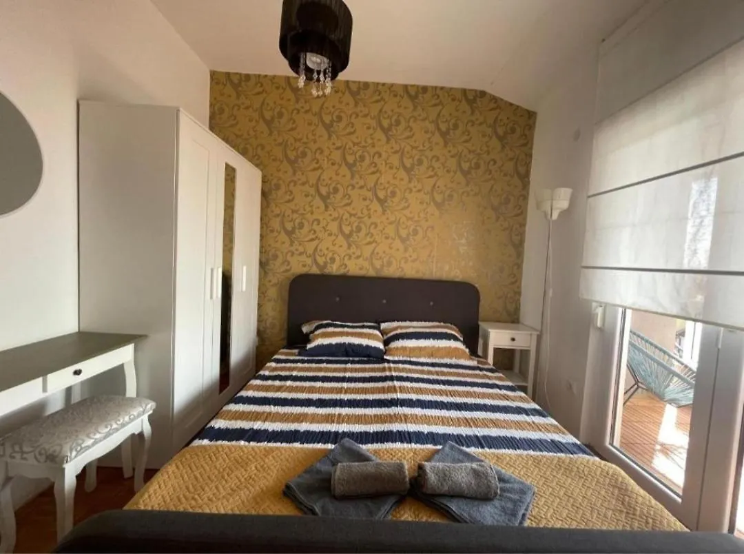 House In Pula City Center Near The Beach